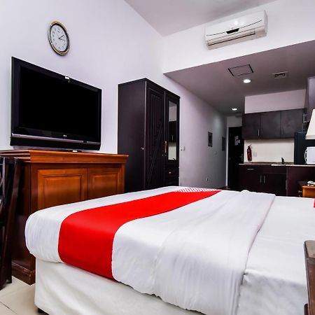 Oyo 138 Empire Hotel Apartments ดูไบ ภายนอก รูปภาพ