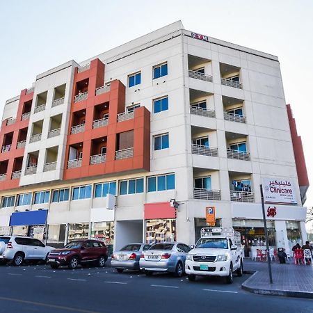 Oyo 138 Empire Hotel Apartments ดูไบ ภายนอก รูปภาพ