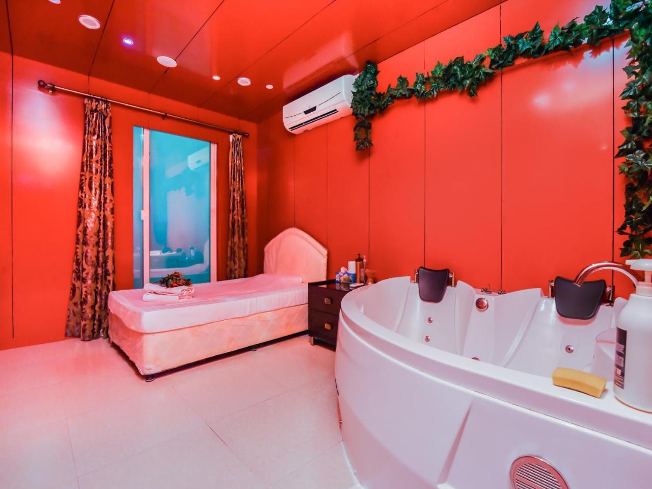 Oyo 138 Empire Hotel Apartments ดูไบ ภายนอก รูปภาพ