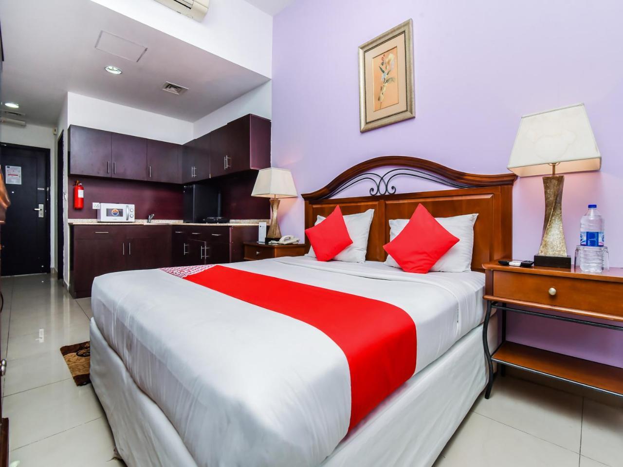 Oyo 138 Empire Hotel Apartments ดูไบ ภายนอก รูปภาพ